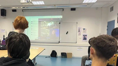 Une scientifique de la Nasa au lycée Nelson Mandela à Poitiers pour la semaine du numérique featured image
